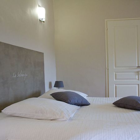 Domaine De La Pomme Trets Bagian luar foto